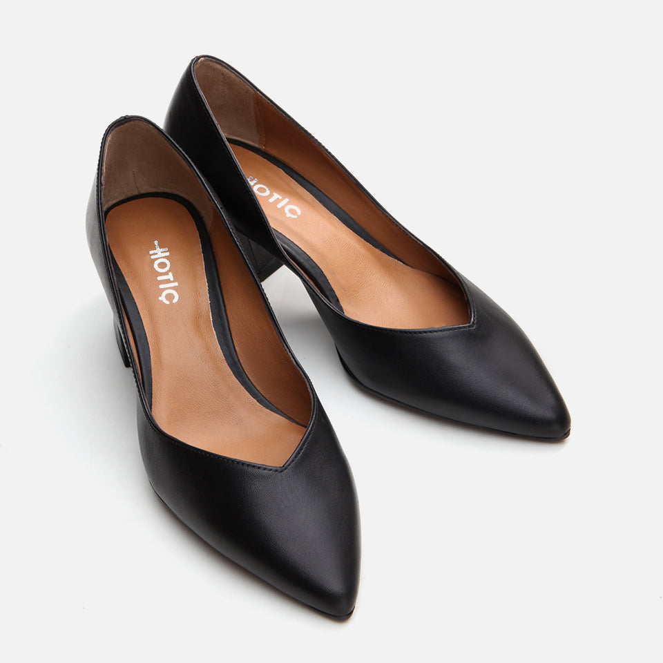 Women’s Leather Block-Heel Shoes - Black