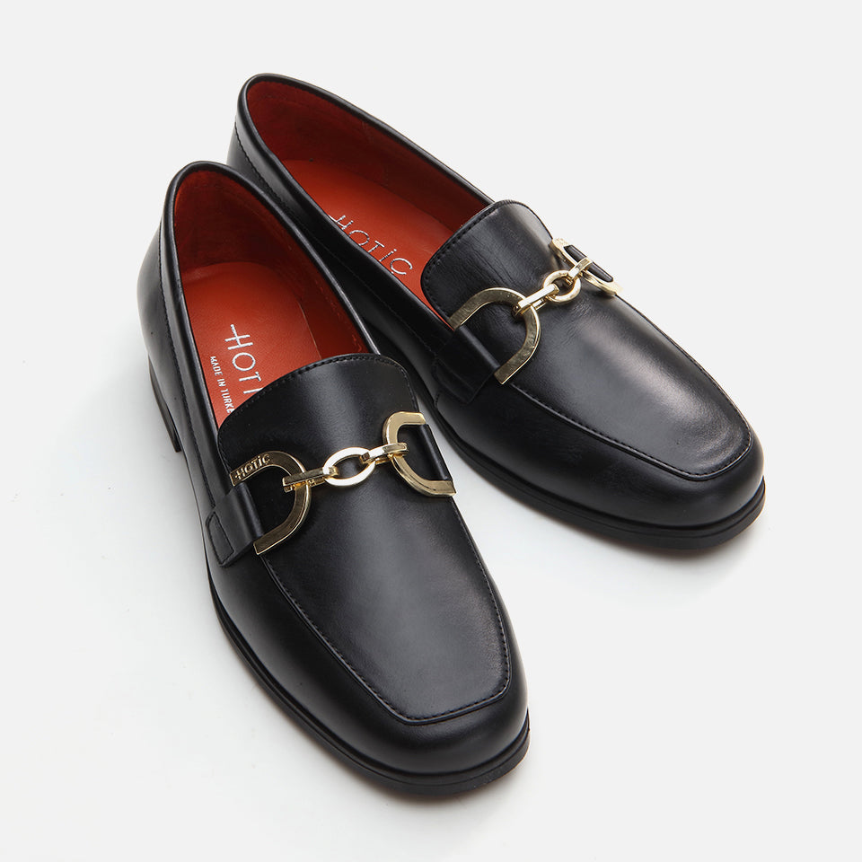 Women’s Leather Loafer - Black