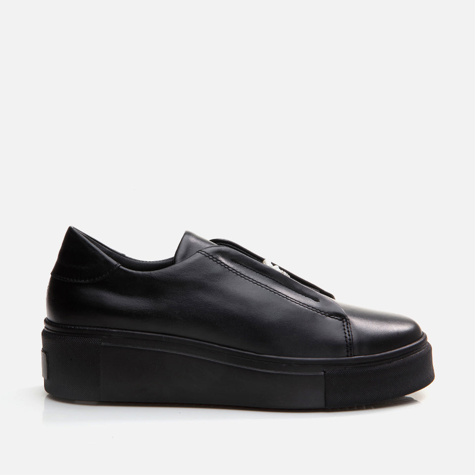 Women’s Leather Trainers - Black