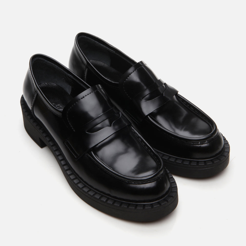 Leather Women’s Black Loafer Shoes - Black