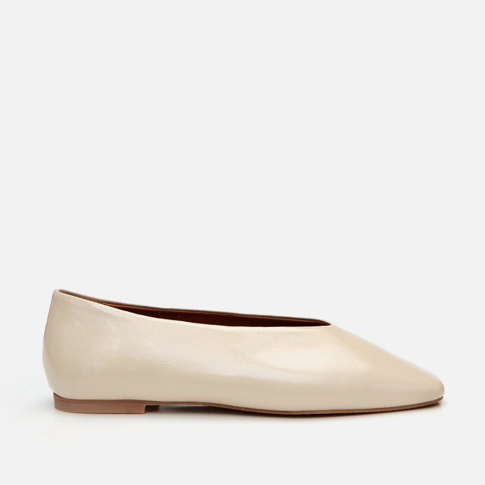 Women’s Rugan Leather Flats - Beige