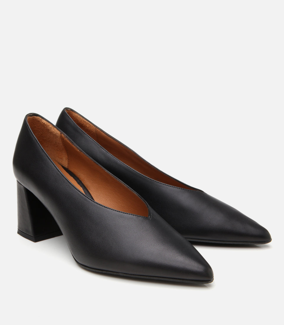 Women’s Leather Black Block-Heel Shoes - Black