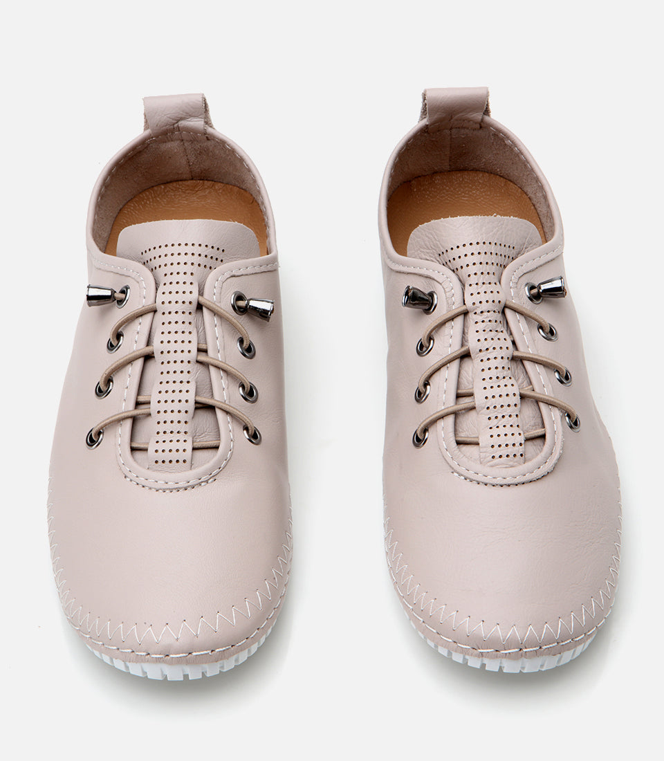 Women's Leather Lace-Up Flats - Taupe