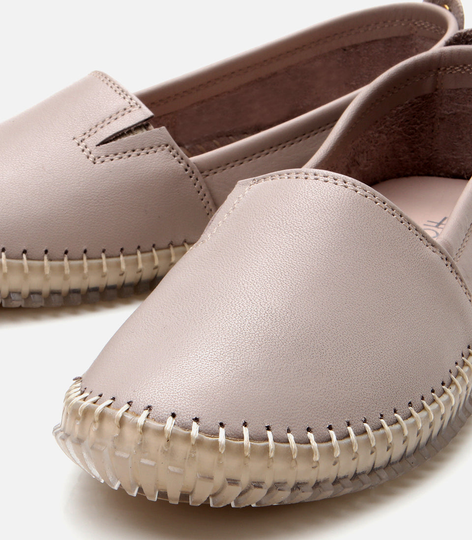 Women's Leather Loafer - Taupe
