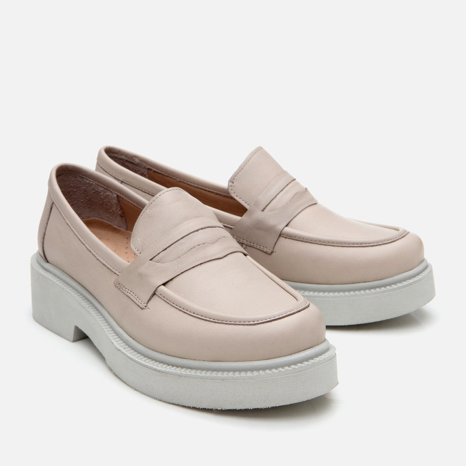 Women’s Leather Black Buckle Classic Loafer - Beige