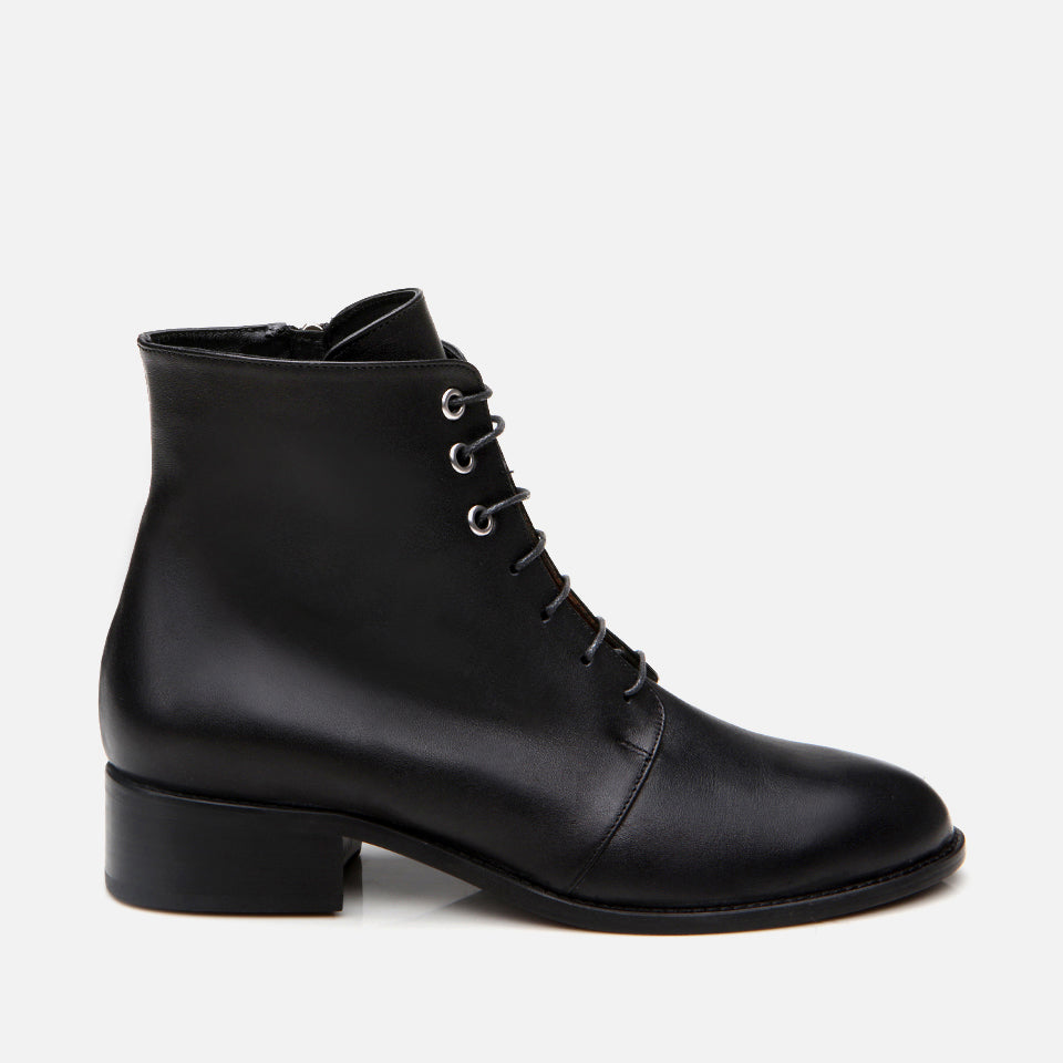 Women's Genuine Leather Heeled Boot - Black