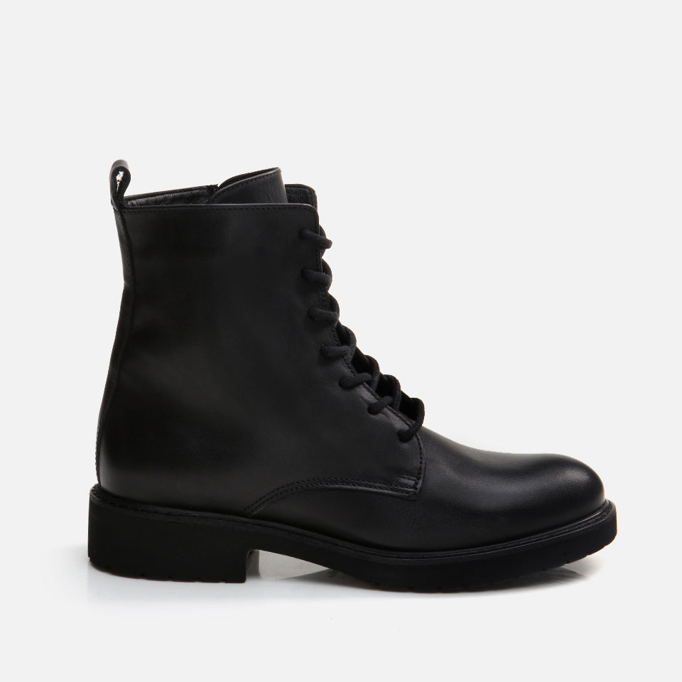 Women’s Genuine Leather Boots - Black