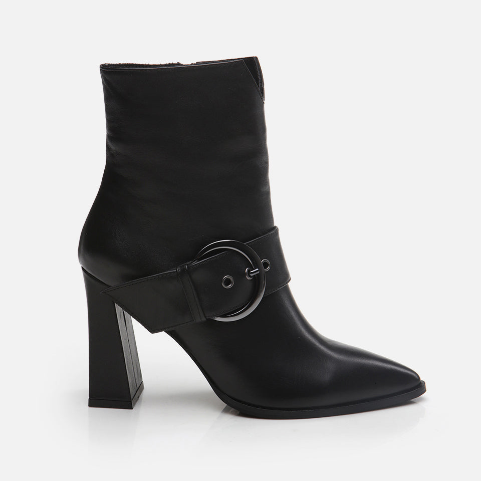 Women’s Genuine Leather Heeled Boot - Black
