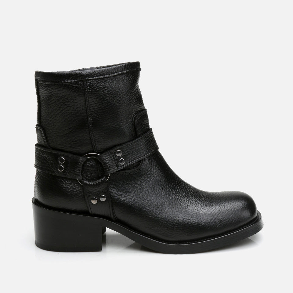 Women’s Genuine Leather Boots - Black