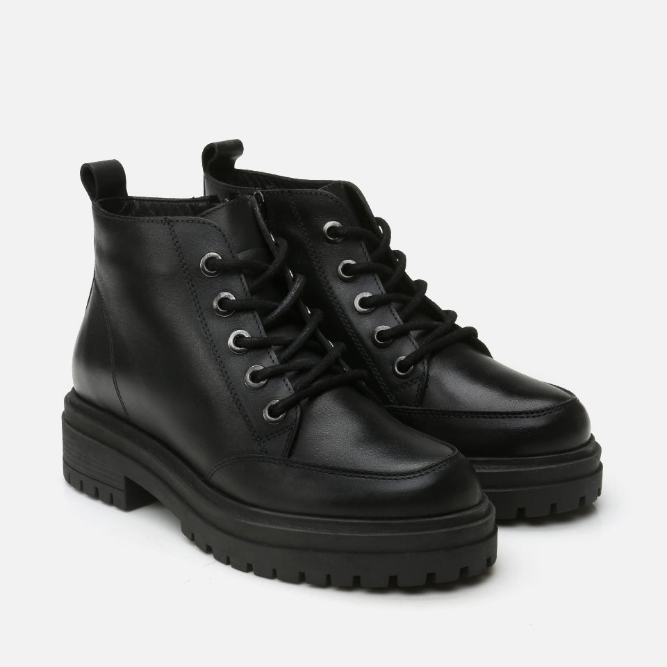 Women’s Genuine Leather Boots - Black