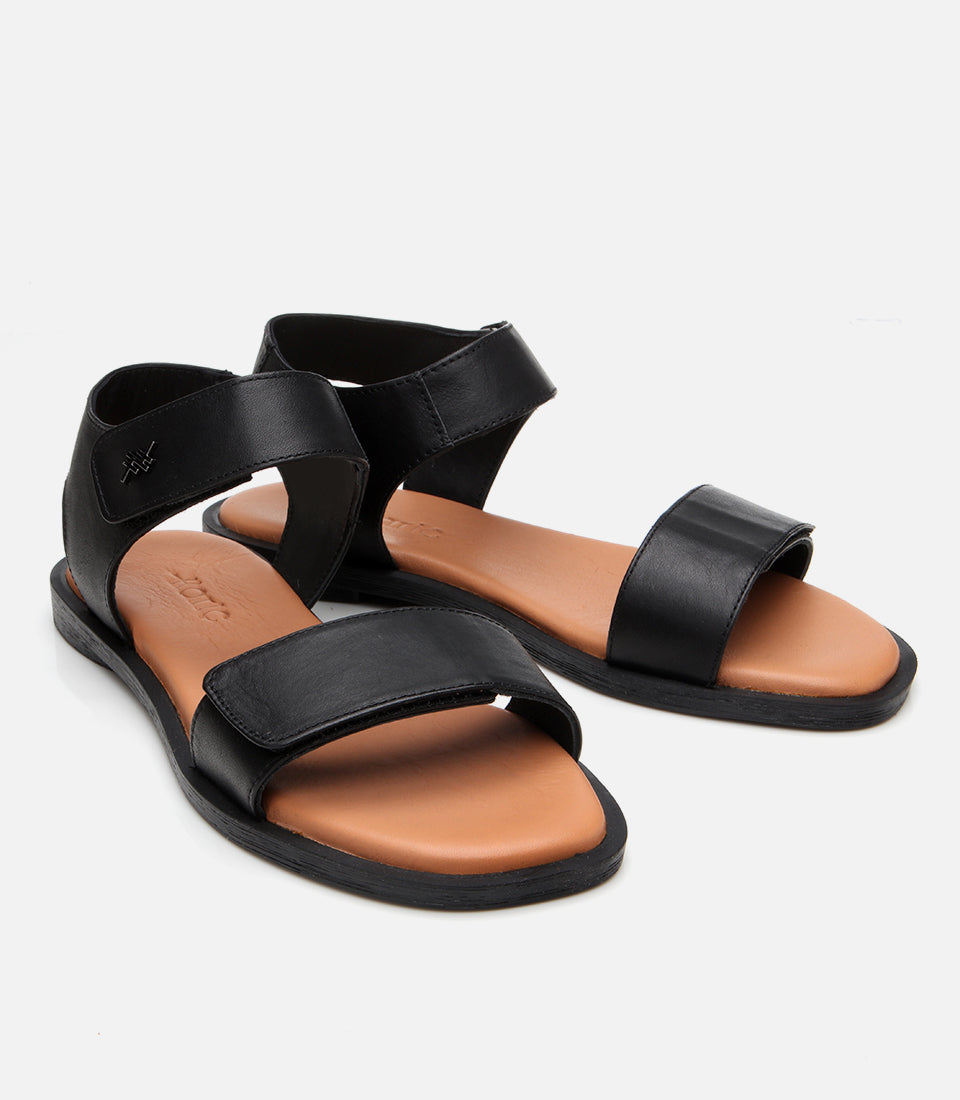 Women's Leather Flat Sandals - Black