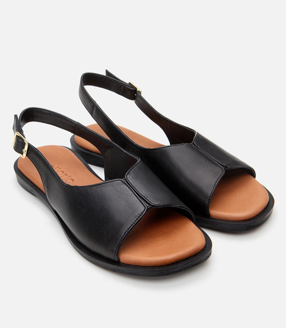 Women's Leather Flat Sandals - Black