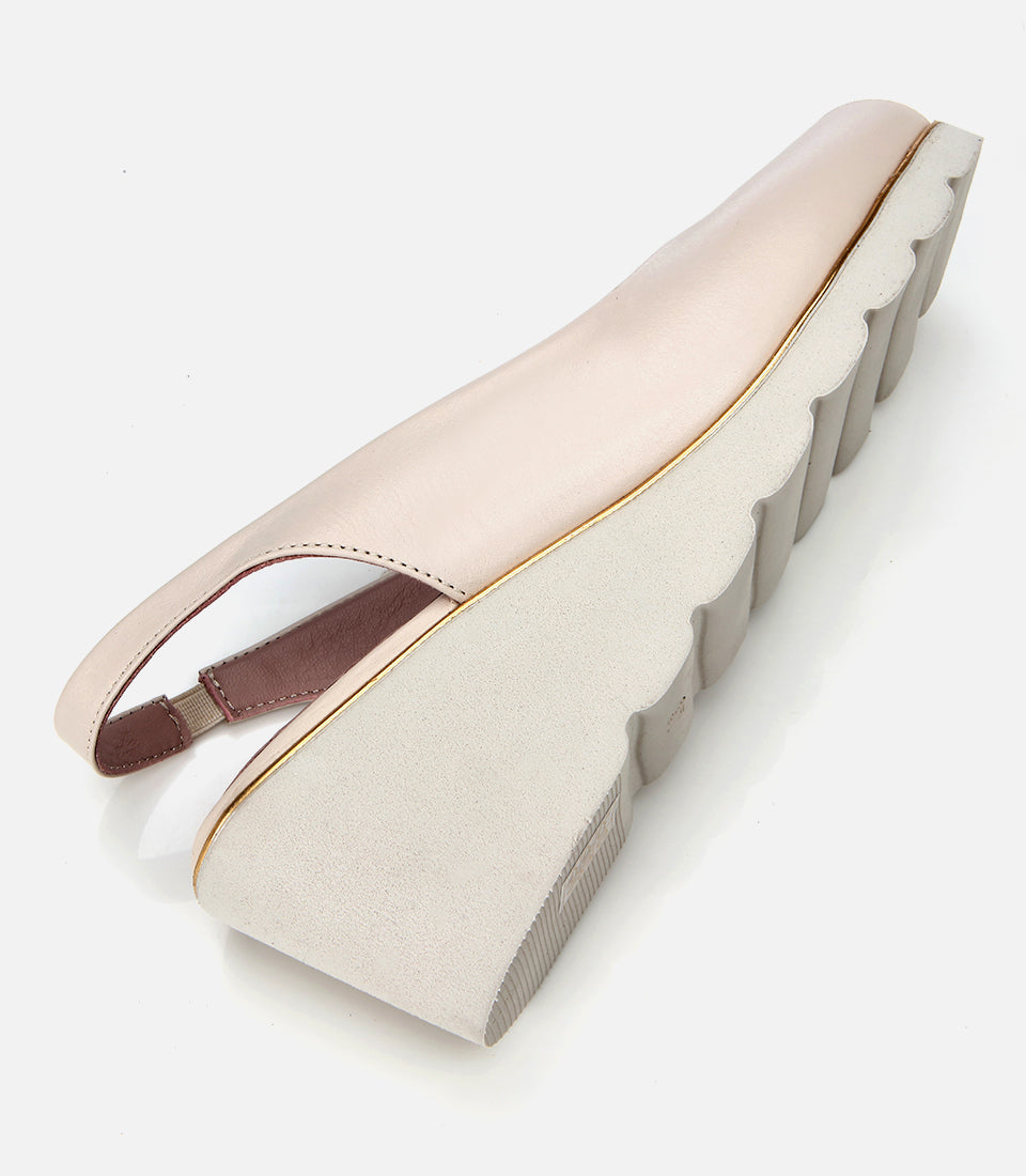 Women's Leather Wedge Sandals - Ecru