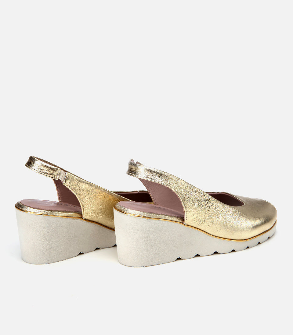 Women's Leather Wedge Sandals - Gold