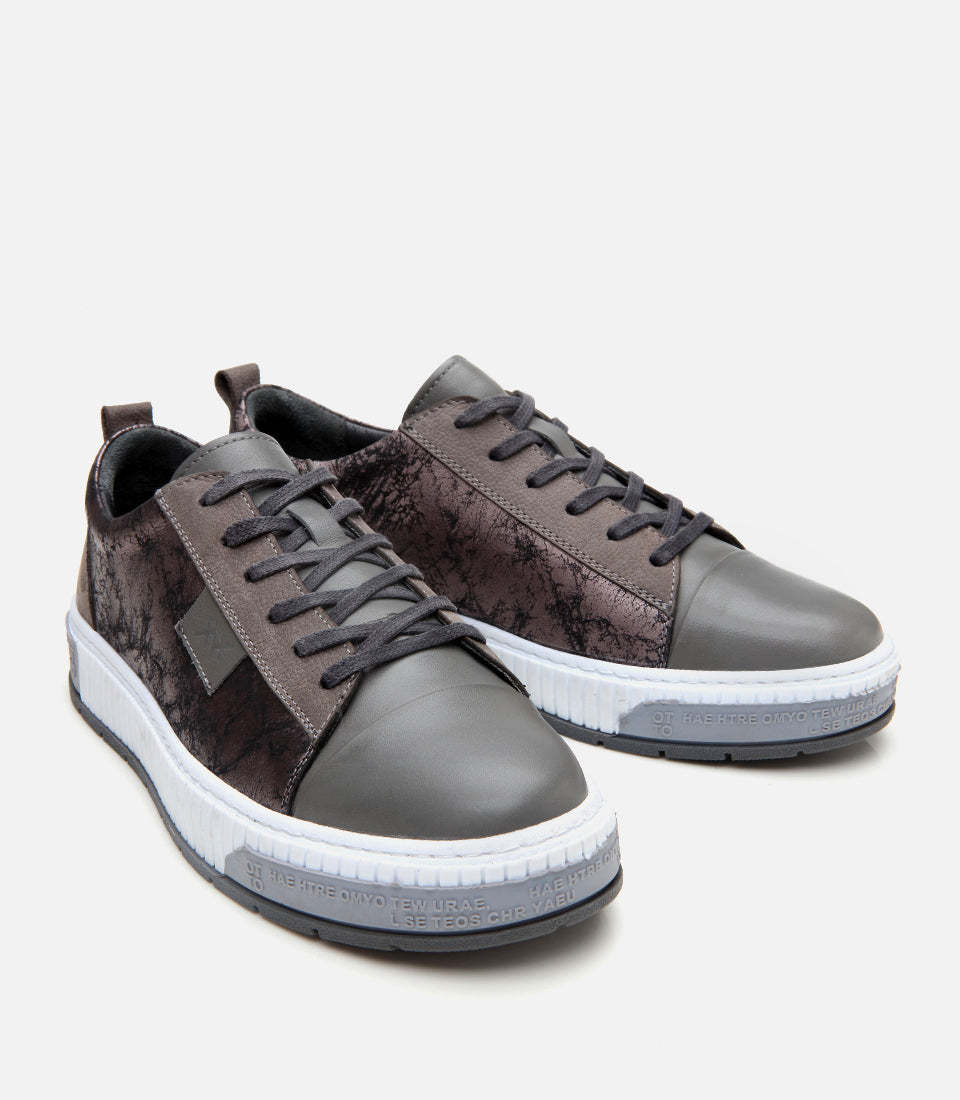 Men’s Leather Patterned Trainers - Grey